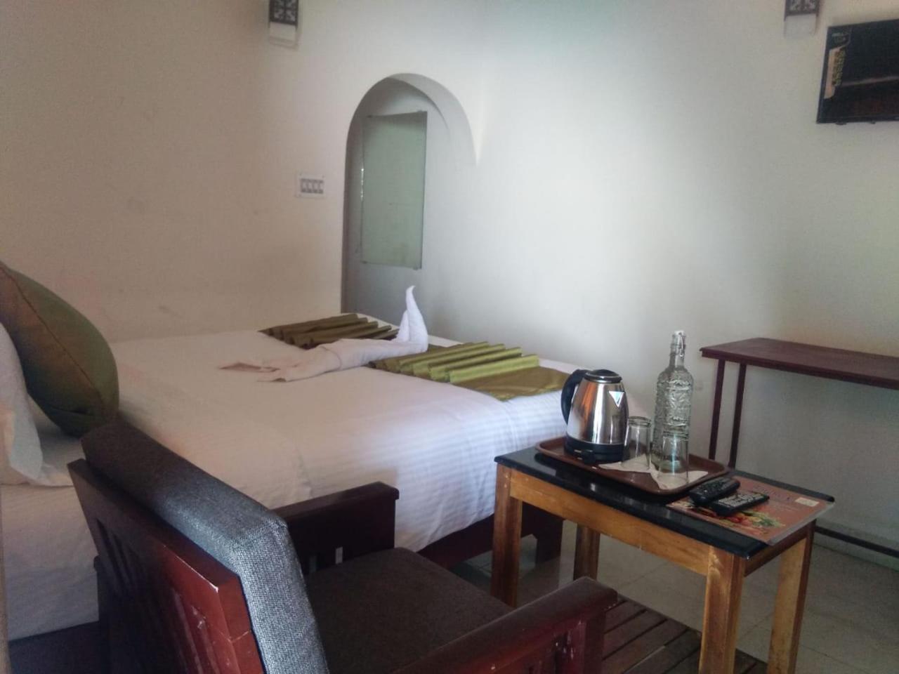Holly Hock Bed & Breakfast Munnar Exterior photo